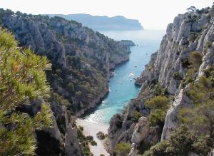 Yachtcharter Cote d`Azur: Die Calanques, Südfrankreichs imposante Fjorde